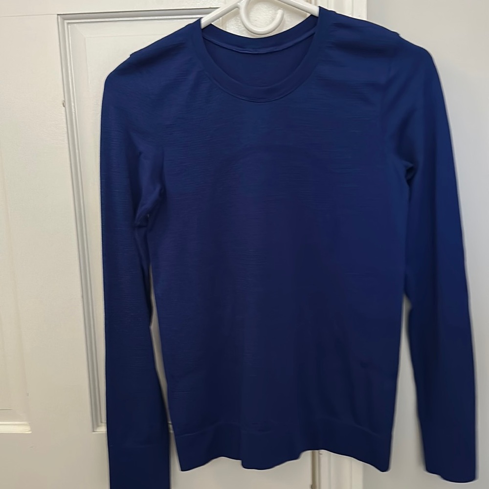 Size 4 NWOT Lululemon Swiftly Tech Long-Sleeve Shirt